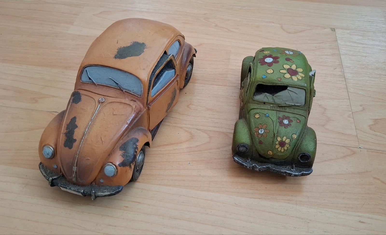 Set van 2 vintage Kever auto decoratie beelden, Ophalen of Verzenden