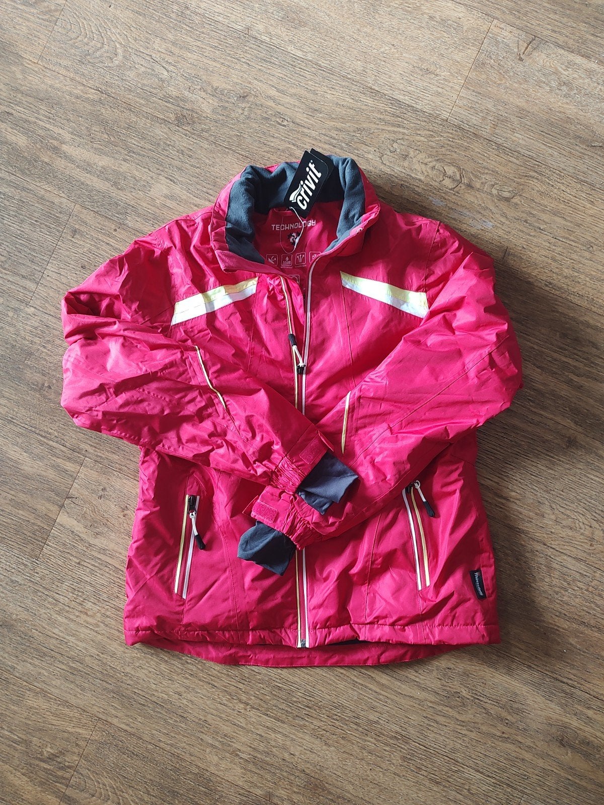 nieuw tweedelig skipak. maat s/38 voor meisjes of dames, Kleding | Dames, Ophalen of Verzenden, Nieuw, Maat 38/40 (M), Pak