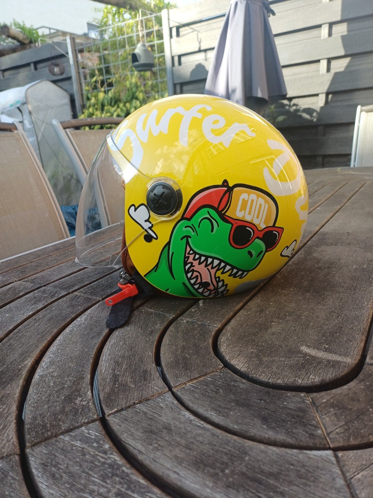 Z.G.A.N! Gele dino Kinderhelm Scooter/Bromfiets/Motor, Fietsen en Brommers, Brommerhelmen, Ophalen, Nieuw, Small