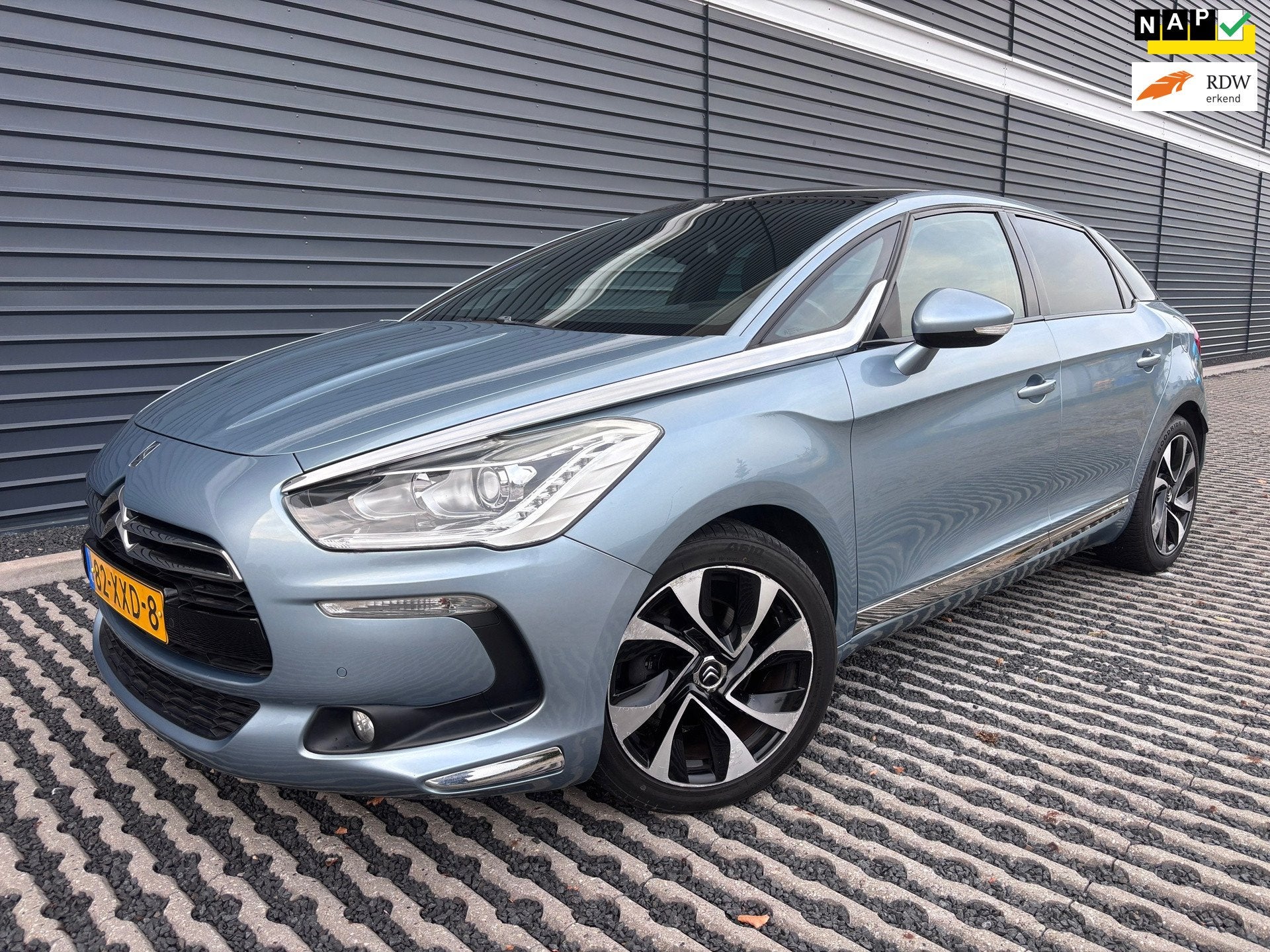 Citroen DS5 1.6 THP So Chic | Automaat | Navigatie | NAP, Auto's, Citroën, Gebruikt, Blauw, Leder en Stof, 1598 cc