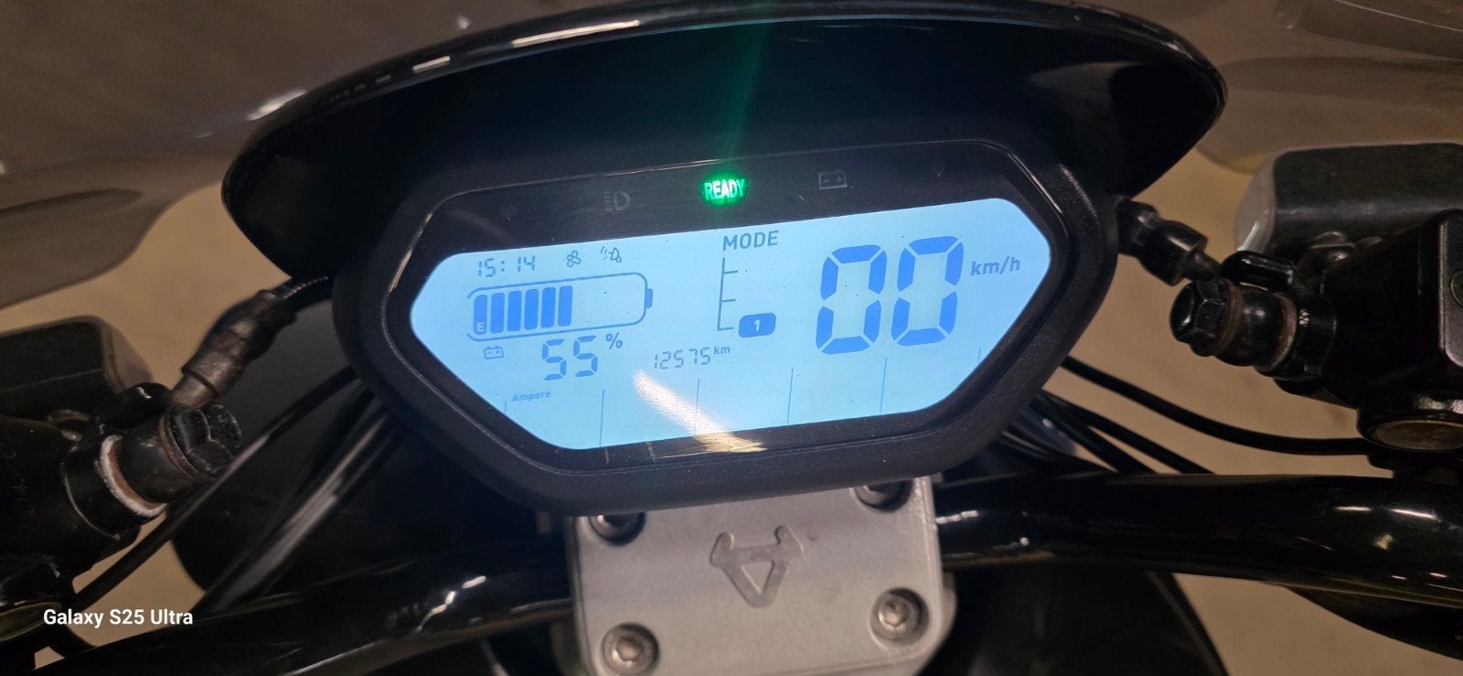 Niu Elektrische Scooter - gebruiksporen, Ophalen, Zo goed als nieuw, Elektrisch, Overige merken