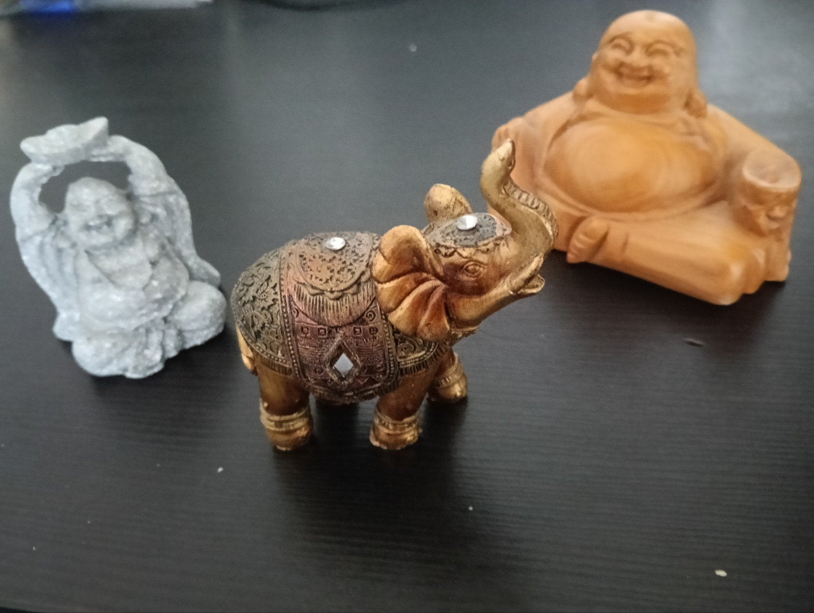 Boeddha en Olifant Beeldjes Set, Steen/keramiek, Ophalen of Verzenden, Zo goed als nieuw, Meerkleurig