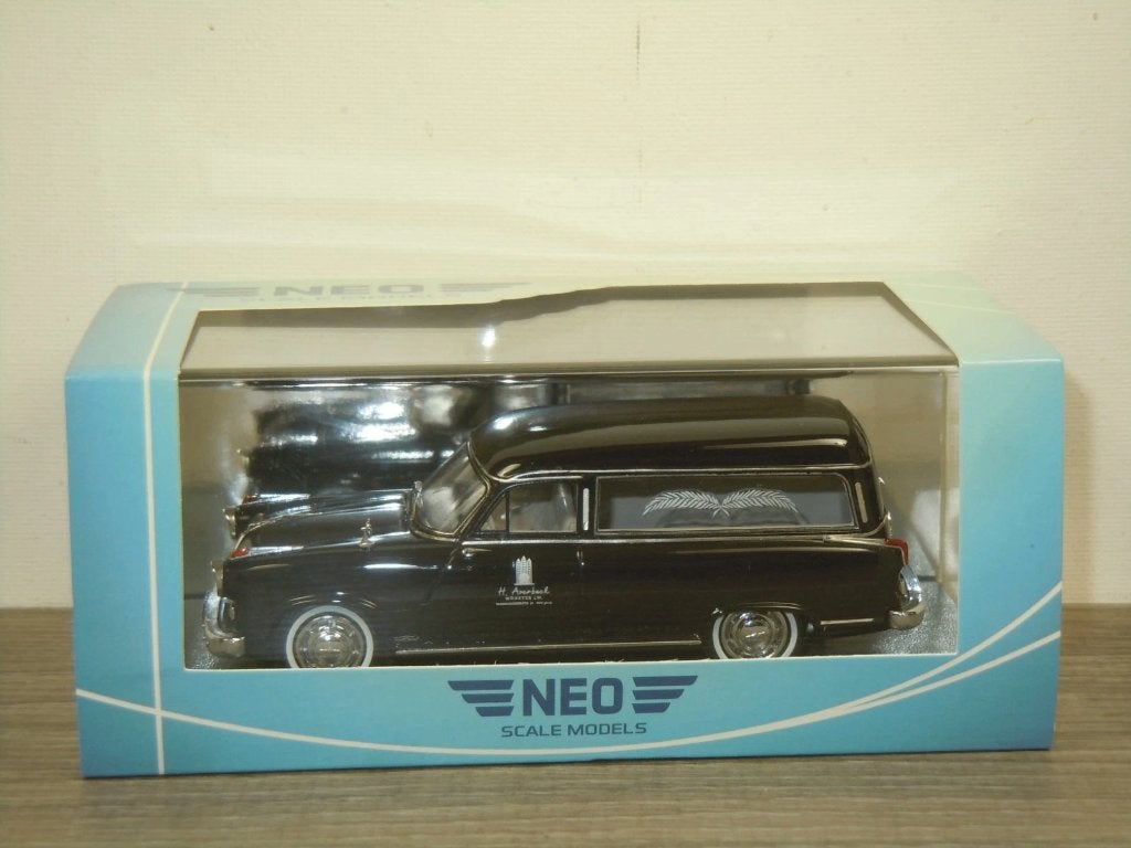 Borgward Hansa 2400 Hearse - Neo Scale Models - 1:43 in Box, Hobby en Vrije tijd, Modelauto's | 1:43, Zo goed als nieuw, Auto