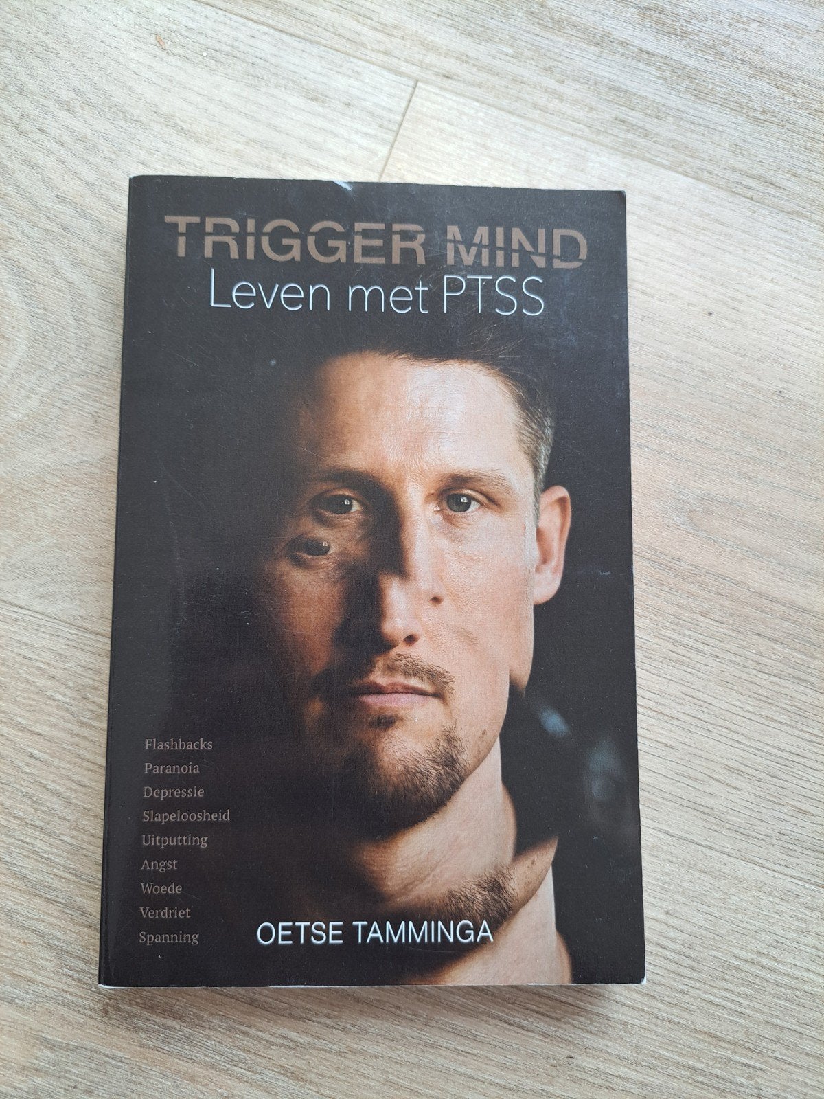 Trigger Mind: Leven met PTSS - Oetse Tamminga, Ophalen of Verzenden, Zo goed als nieuw, Klinische psychologie, Oetse Tamminga