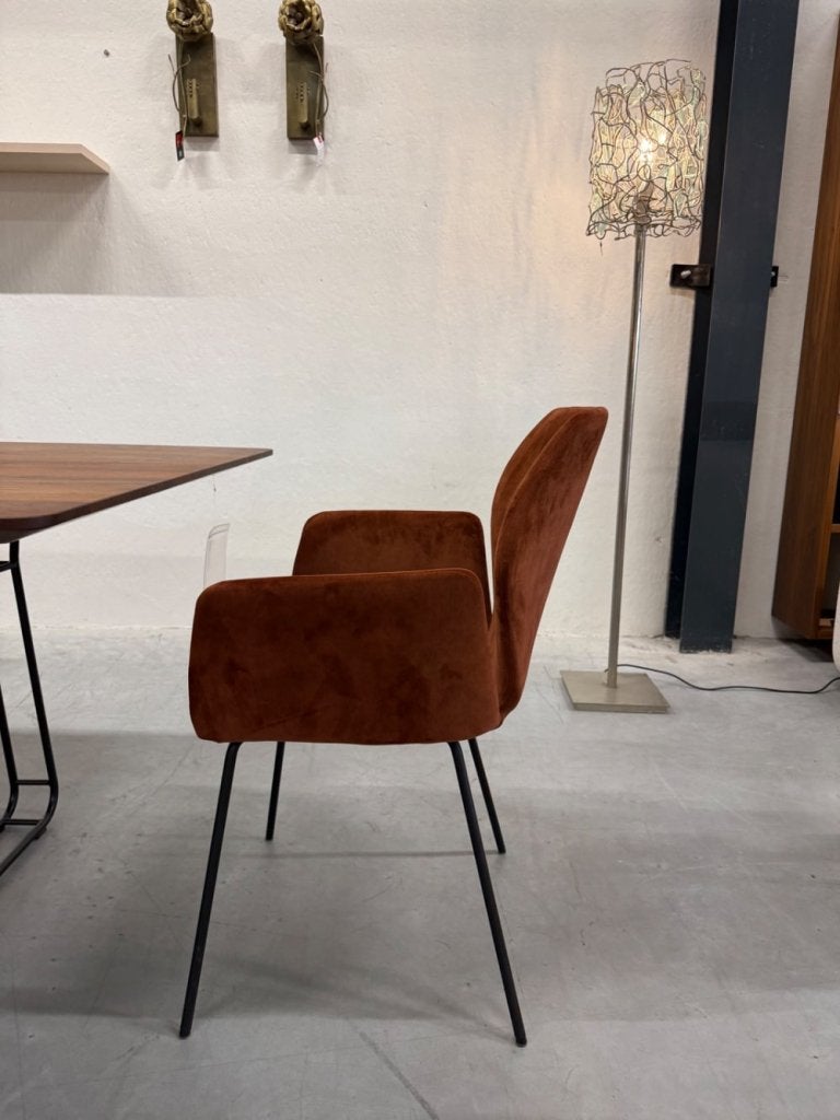 Nieuw Mobitec Moods Armstoel Velour terra stoel, Huis en Inrichting, Stoelen, Mobitec, Bruin, Nieuw, Ophalen of Verzenden