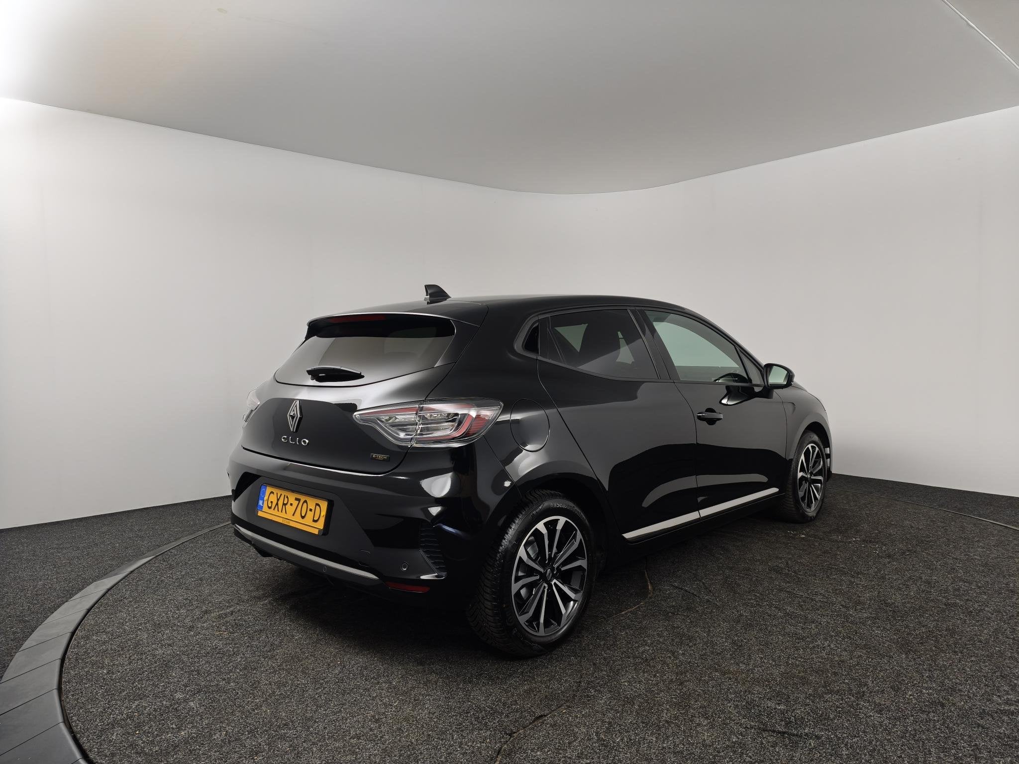 Renault Clio 1.6 E-Tech Full Hybrid 145 techno | Navigatie |, Auto's, Gebruikt, Met garantie (alle), Leder en Stof, Origineel Nederlands