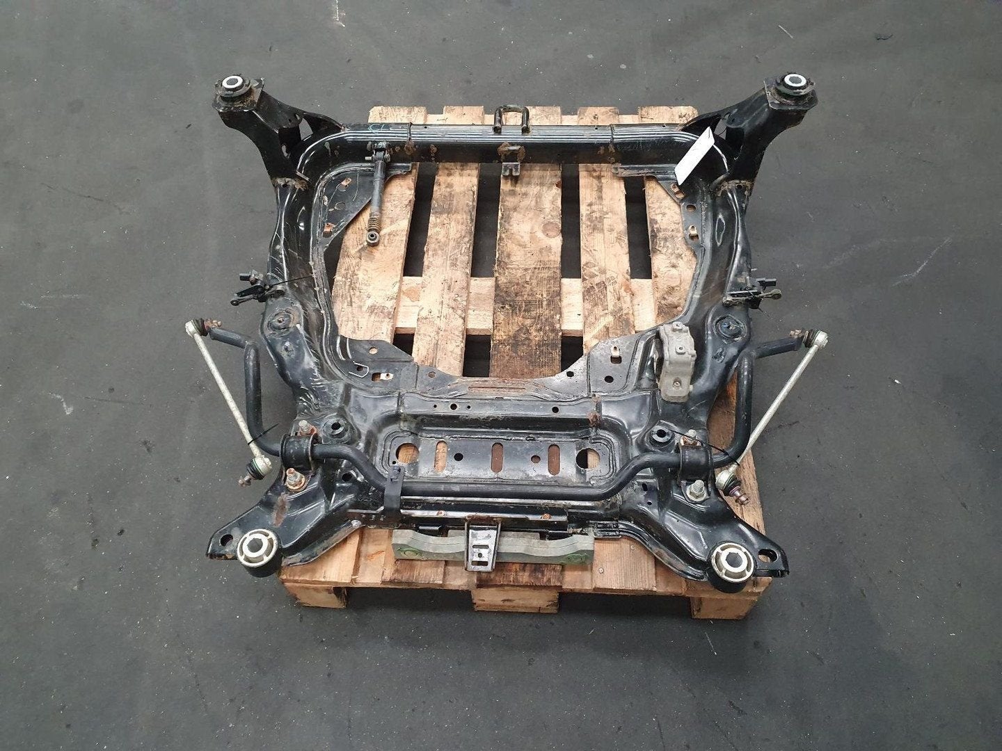 JAGUAR E PACE X540 SUBFRAME VOOR 2017, Ophalen of Verzenden, Gebruikt, Stiba lid