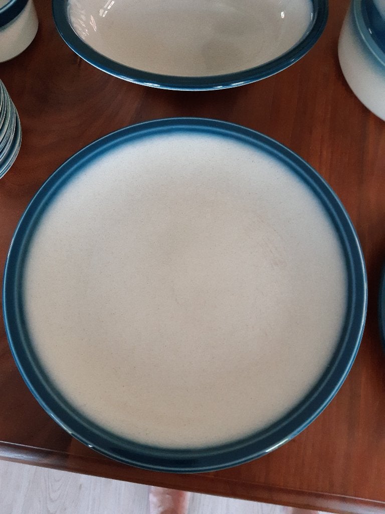 2 Wedgwood borden Blue pacific, Gebruikt, Keramiek, Ophalen of Verzenden, Bord(en)