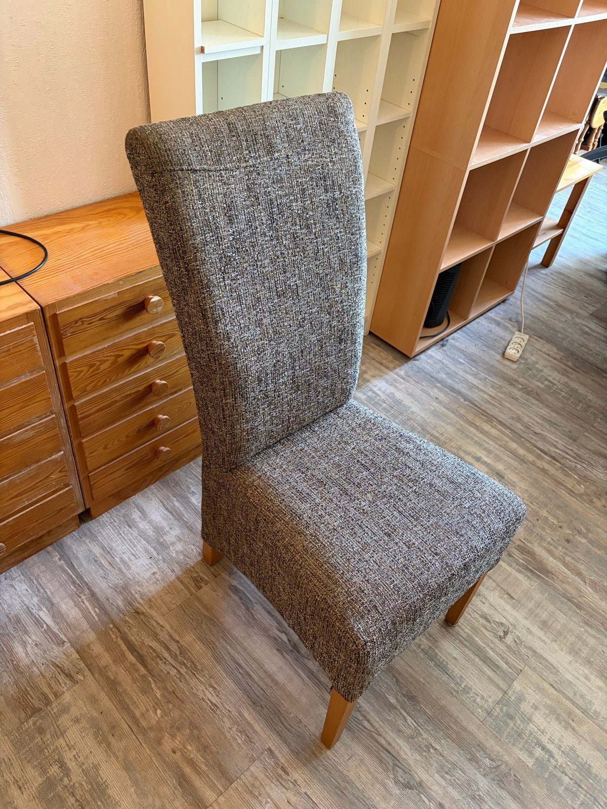 Set van 4 eetkamerstoelen in zeer goede staat, Huis en Inrichting, Stoelen, Ophalen, Zo goed als nieuw, Vier, Stof