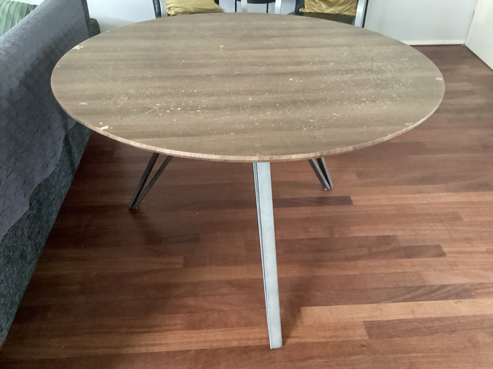 Ronde eettafel met metalen poten, Ophalen, Gebruikt, 100 tot 150 cm, Rond