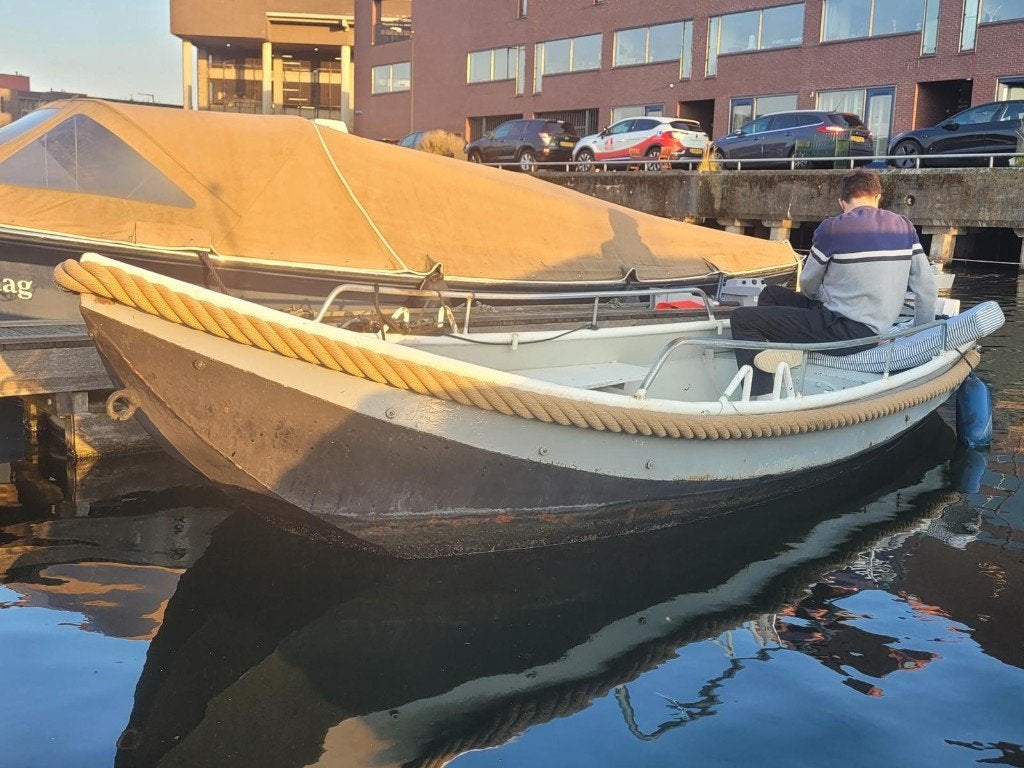 Stalen bootje - ideaal voor de grachten (elektrisch varen), Watersport en Boten, Overige motortypen, Gebruikt, Sloep, Elektrisch