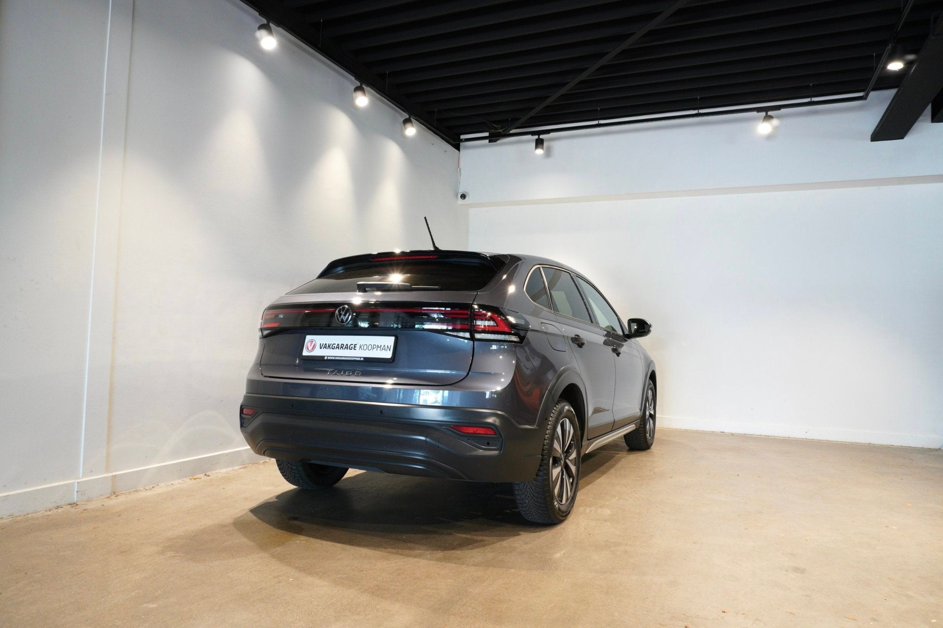 Volkswagen Taigo 1.0 TSI Life Business Pano|ACC|Stoelverwarm, Auto's, 1160 kg, Stof, Gebruikt, Bedrijf