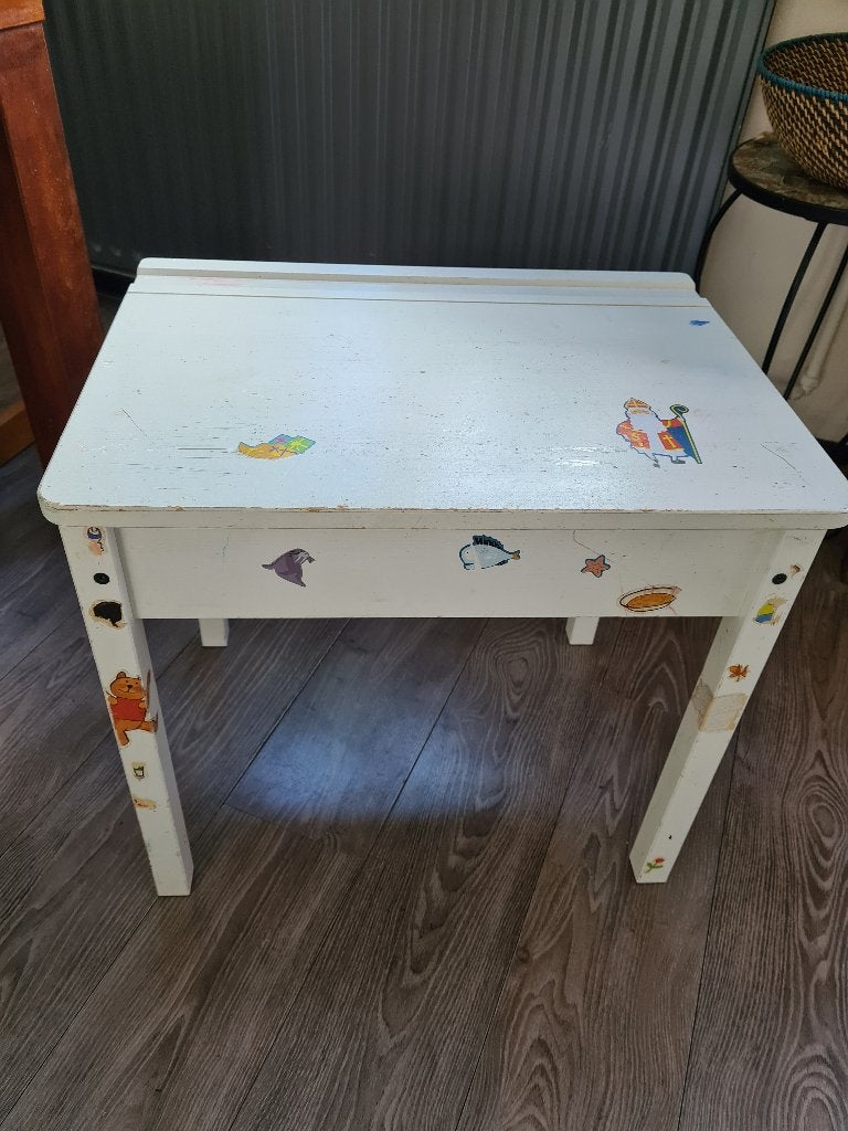 Ikea kinderbureau met opbergruimte, Ophalen, Gebruikt