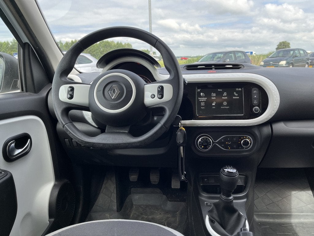 Renault Twingo 1.0 SCe Equilibre / Lage KM / Apple Carplay -, Auto's, Renault, 12 maanden, Gebruikt, 4 stoelen, Bedrijf