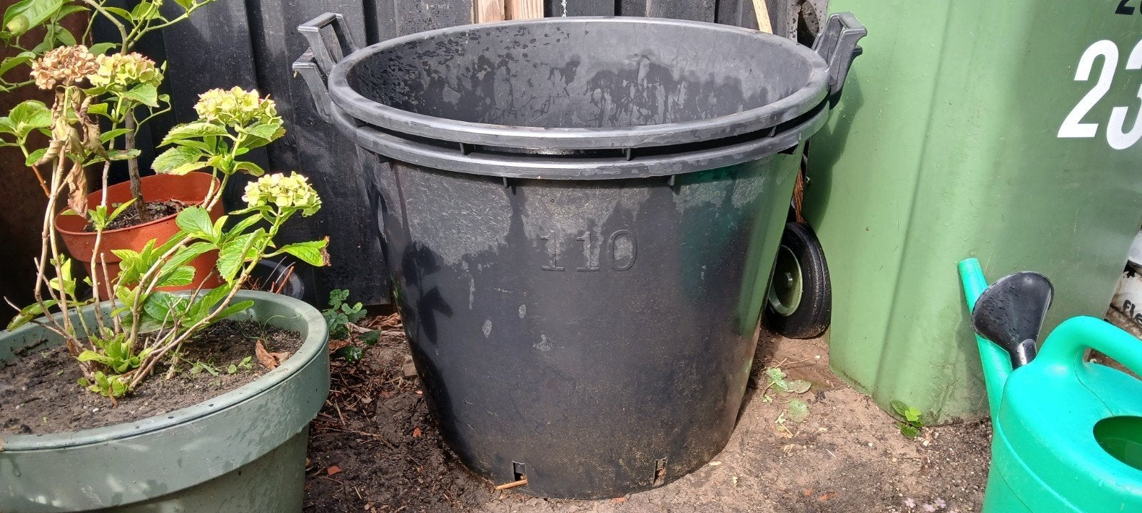 2x Grote Kweekpot / Boomkuip 110L - 50x65cm, Ophalen, Kunststof, Gebruikt, Rond