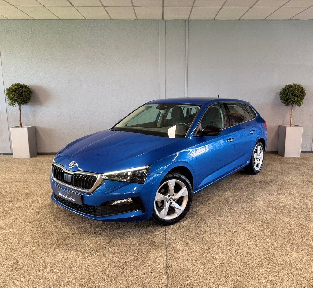 Skoda Scala 1.0 TSI - Camera - Trekhaak - Applecarplay - Lan, Auto's, Skoda, Gebruikt, Blauw, 116 pk, 49 €/maand