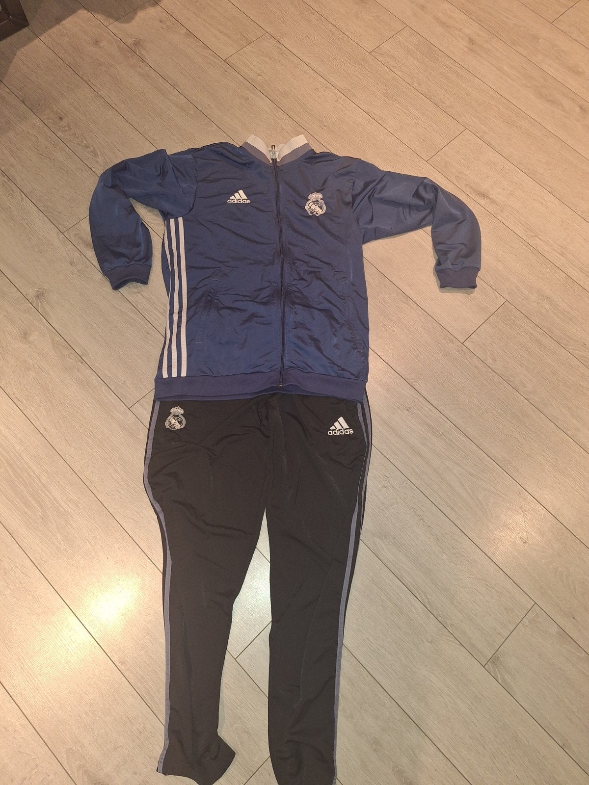 Real Madrid Trainingspak Maat M, Ophalen of Verzenden, Zo goed als nieuw, Adidas, Voetbal