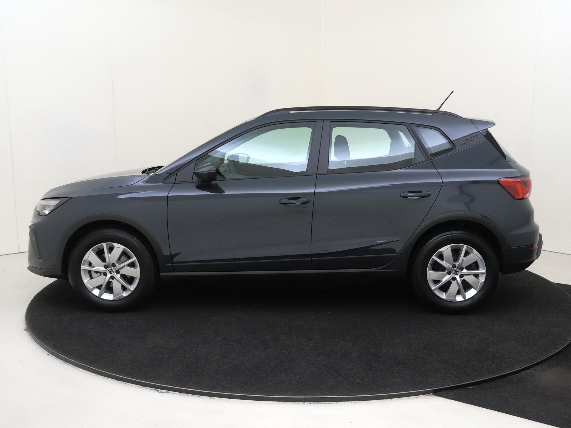 SEAT Arona 1.0 EcoTSI Reference, Voorwielaandrijving, Stof, 95 pk, Blauw