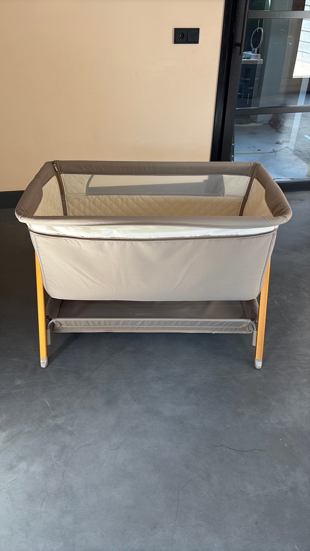 Co sleeper baby Baninni 95cm x 55cm, Kinderen en Baby's, Babywiegjes en Ledikanten, Ophalen, Zo goed als nieuw, Wieg