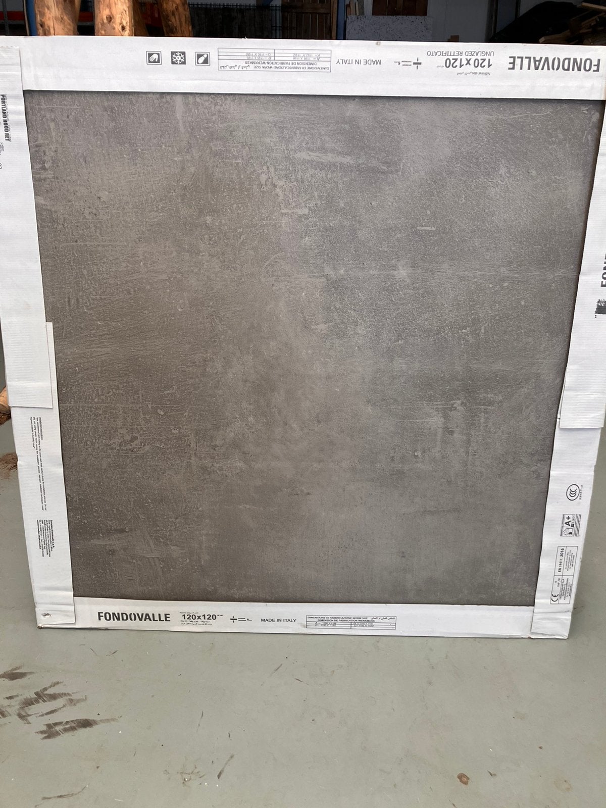 Mooie 120x120 tegels. (Duurzaam bouwen)., Doe-het-zelf en Verbouw, Ophalen, 60 cm of meer, Nieuw, Minder dan 5 m²
