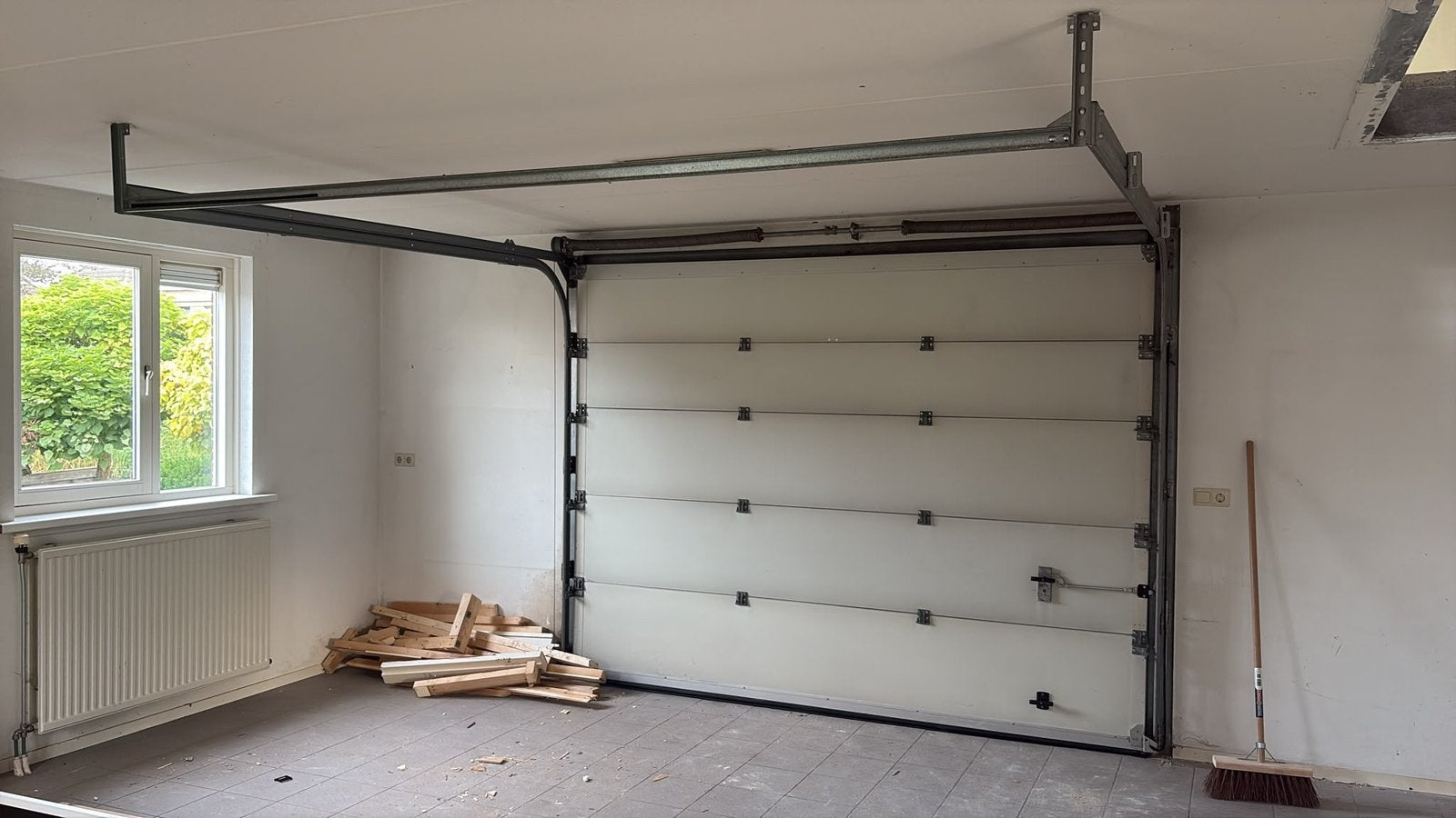 Garage roldeur, Ophalen, 200 cm of meer, Wit, Zo goed als nieuw