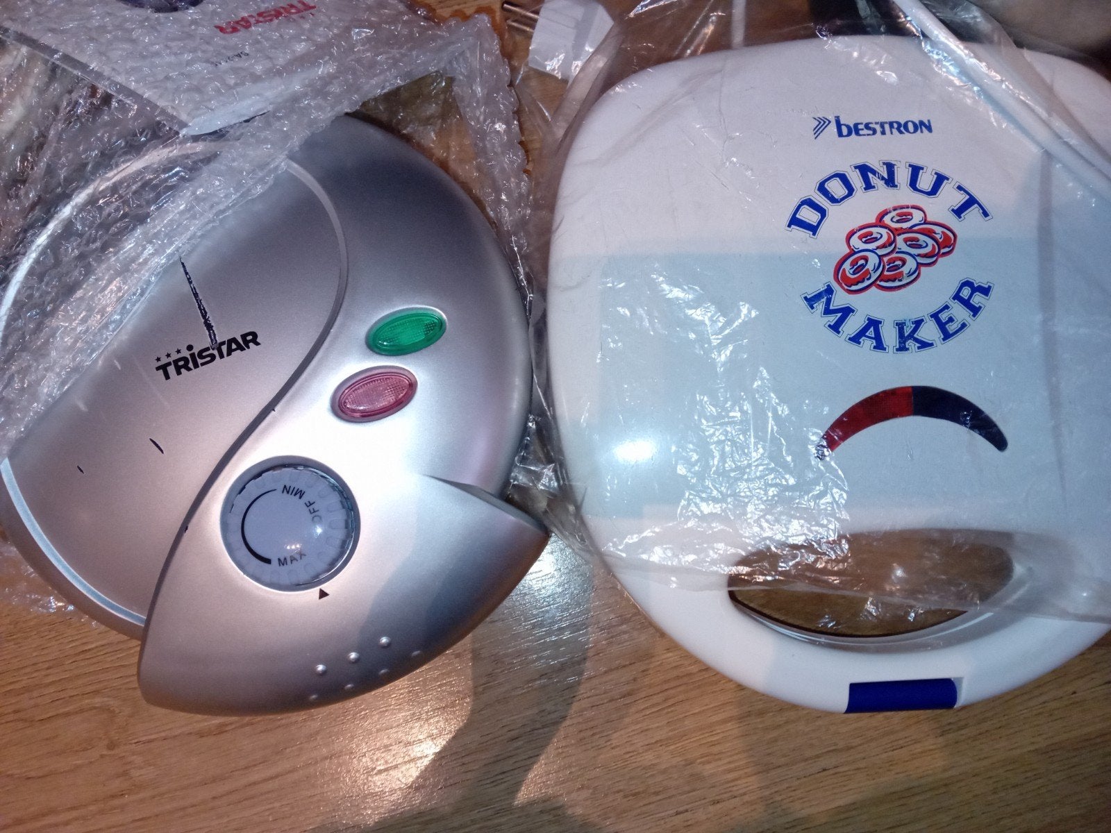 Bestron Donut Maker & Tristar Zandkoekjes Maker, Witgoed en Apparatuur, Ophalen, Zo goed als nieuw