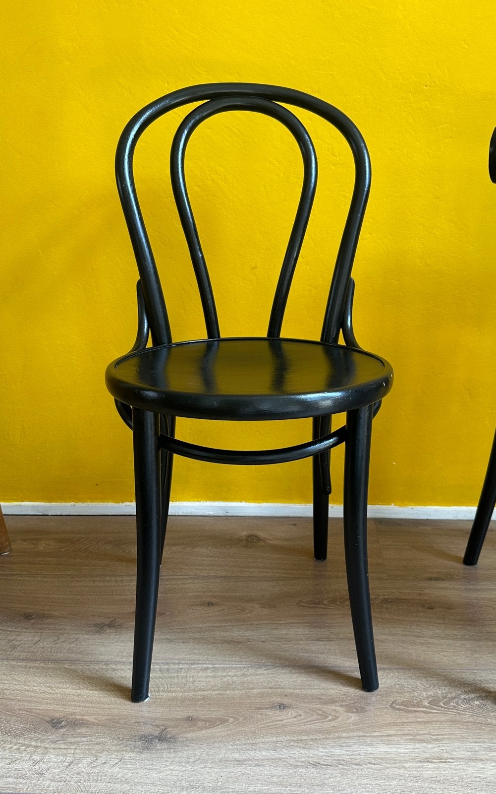 Zwarte Thonet-stijl stoel, Antiek en Kunst, Antiek | Meubels | Stoelen en Banken, Ophalen