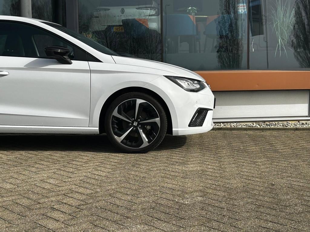 Seat Ibiza 1.0 Eco 115 PK TSI FR|DSG|Led|18 inch|Camera|Carp, Stof, Gebruikt, Zwart, USB