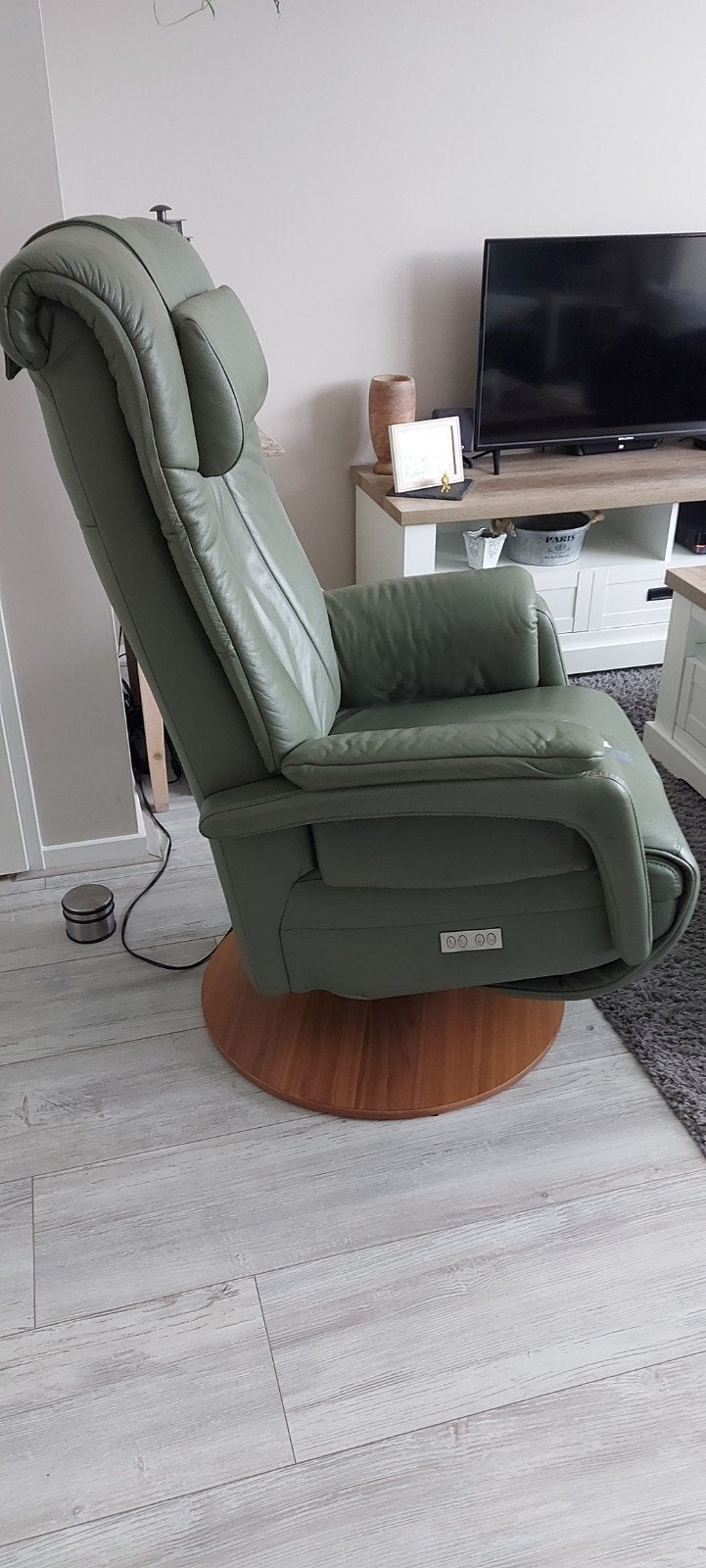 Prominent Relaxfauteuil - Groen leer, elektrisch verstelbaar, Ophalen, Gebruikt, Modern, comfortabel, 75 tot 100 cm