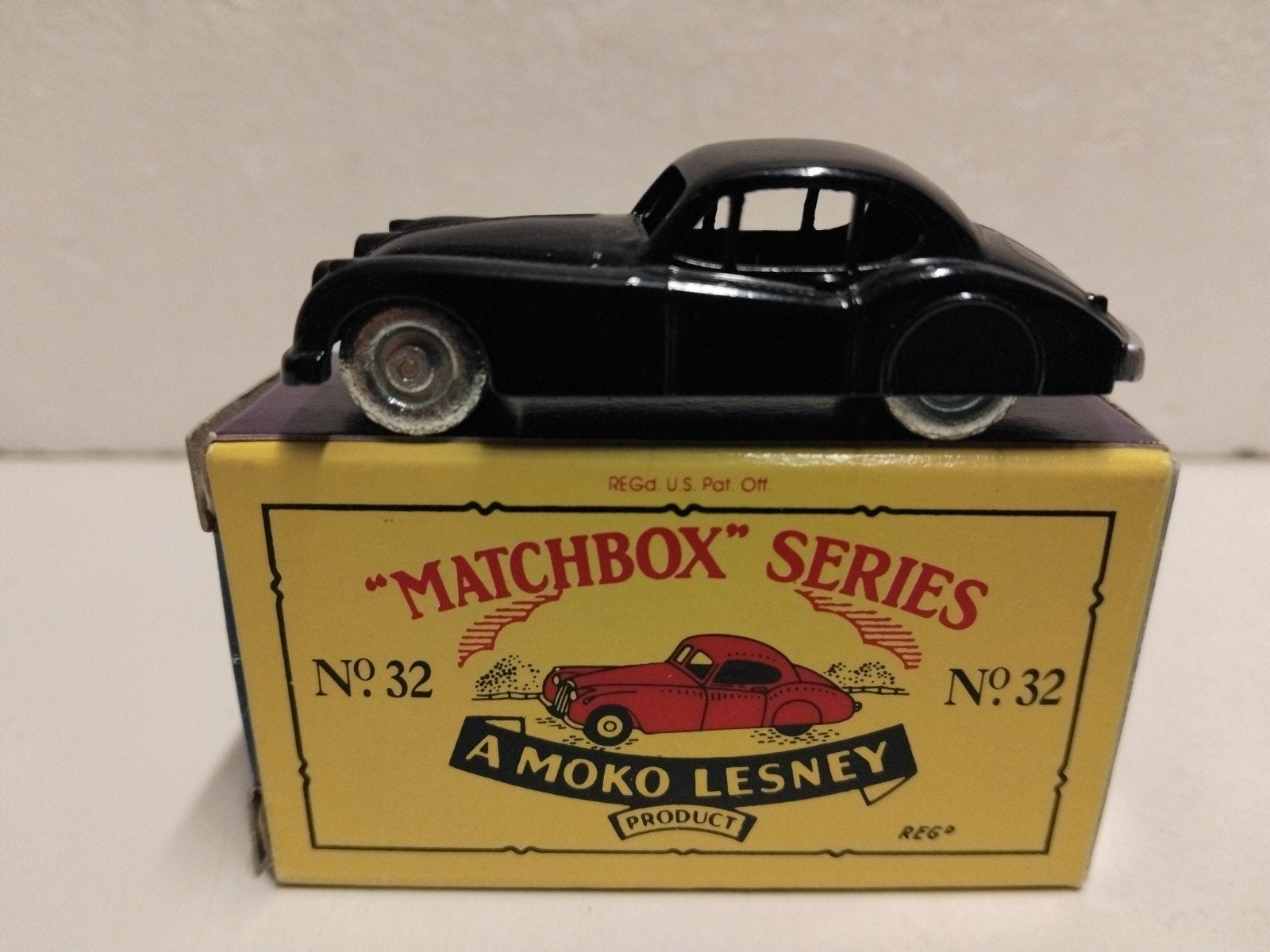Matchbox heruitgave Lesney Jaguar firecar milkcar wals 3INCH, Ophalen of Verzenden, Zo goed als nieuw, Auto, Matchbox