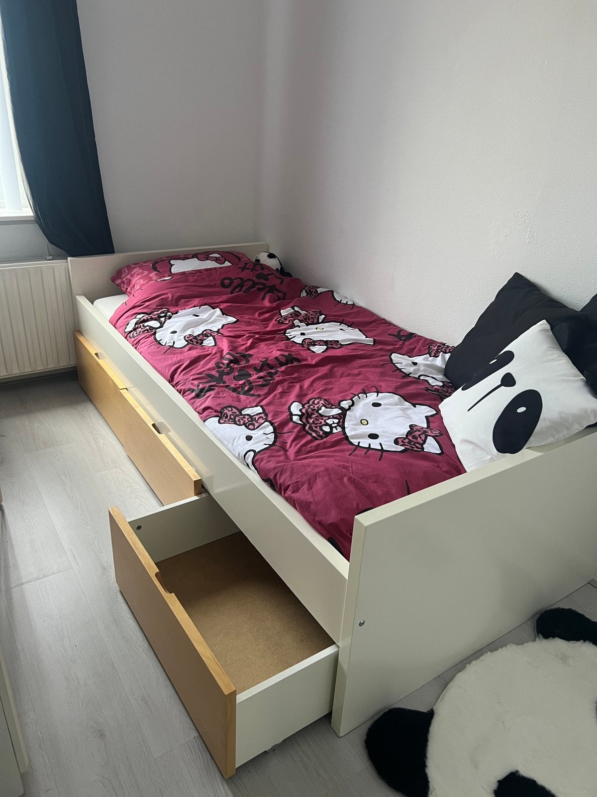 Eenpersoons bed met 3 laden  90x200 met lattenbodem, Ophalen of Verzenden, Zo goed als nieuw, Eenpersoons