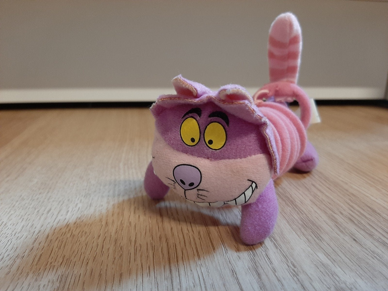 Alice in wonderland Chesire cat mcdonalds knuffeltje, Ophalen of Verzenden, Overige figuren