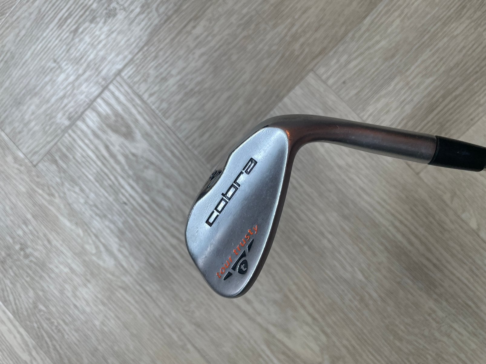 Cobra Tour Trusty 48 / 8 Bounce Wedge, Ophalen, Zo goed als nieuw, Club