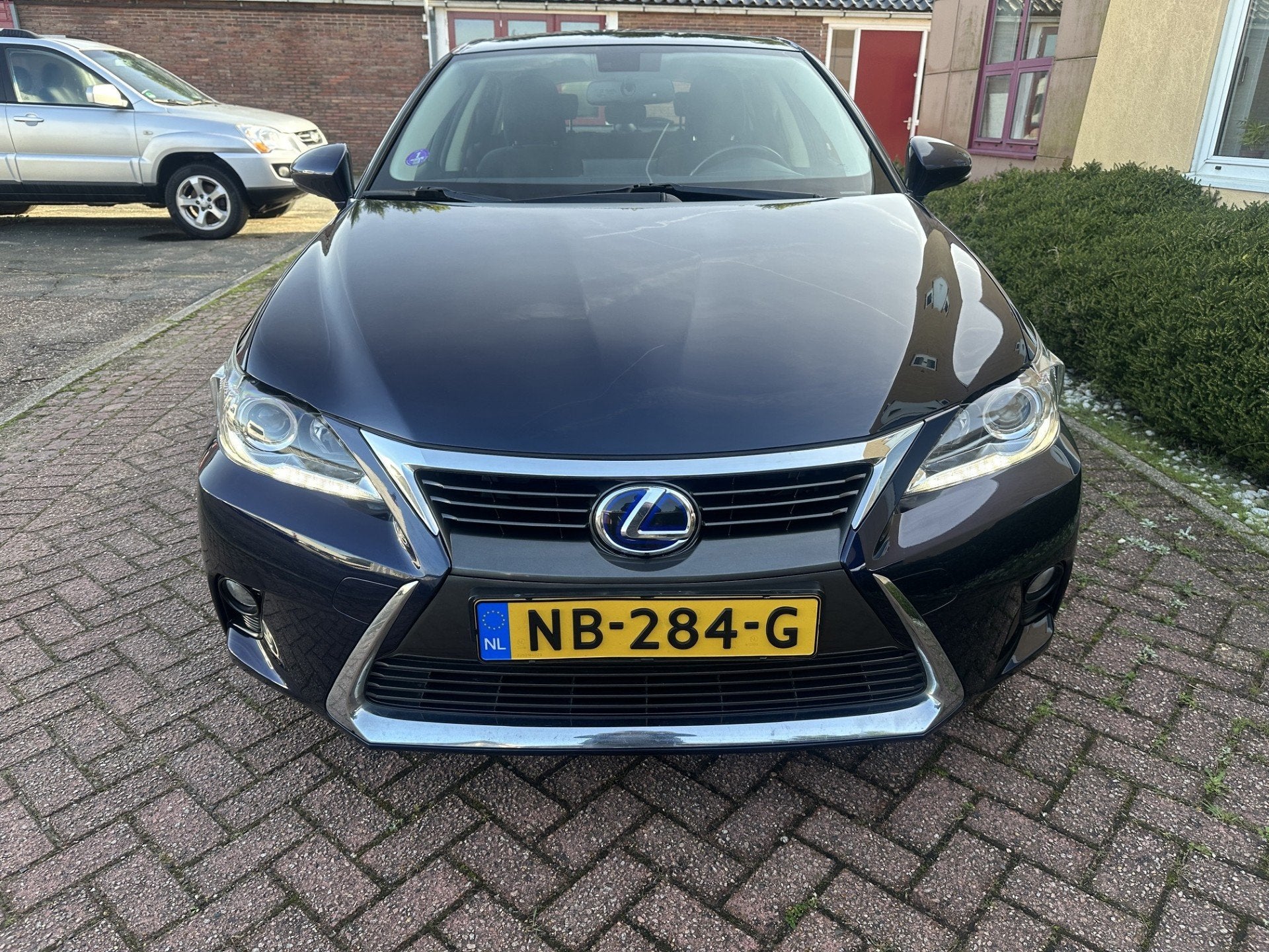 Lexus CT 200h Business Line NAVI LEER CAMERA DEALER OH NAP, Auto's, Dealer onderhouden, Gebruikt, Euro 6, 4 cilinders