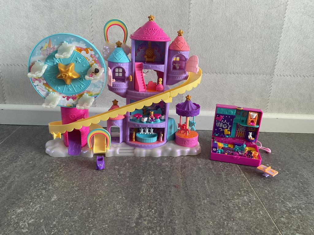 Polly pocket kasteel + game hal + accessoires, Ophalen, Zo goed als nieuw