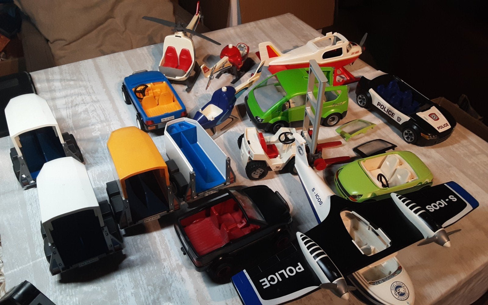 auto camper trailers duikboot voor onderdelen, Kinderen en Baby's, Speelgoed | Playmobil, Gebruikt, Losse onderdelen, Voertuig