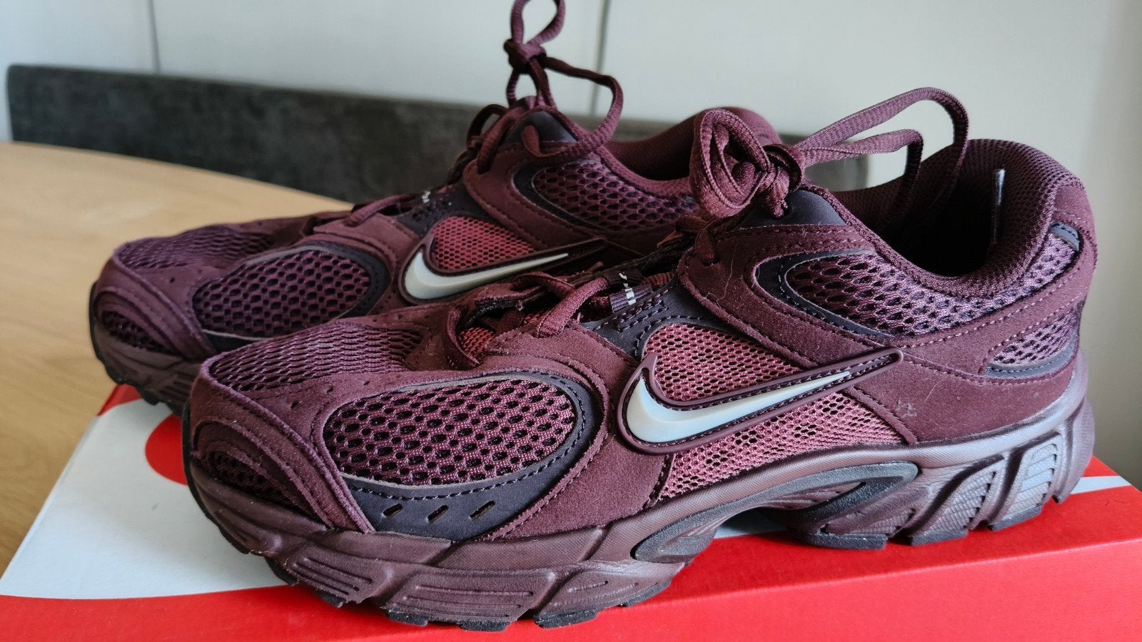 Nike Sneakers Maat 39 - Bordeauxrood, Overige kleuren, Nike, Ophalen of Verzenden, Sneakers of Gympen