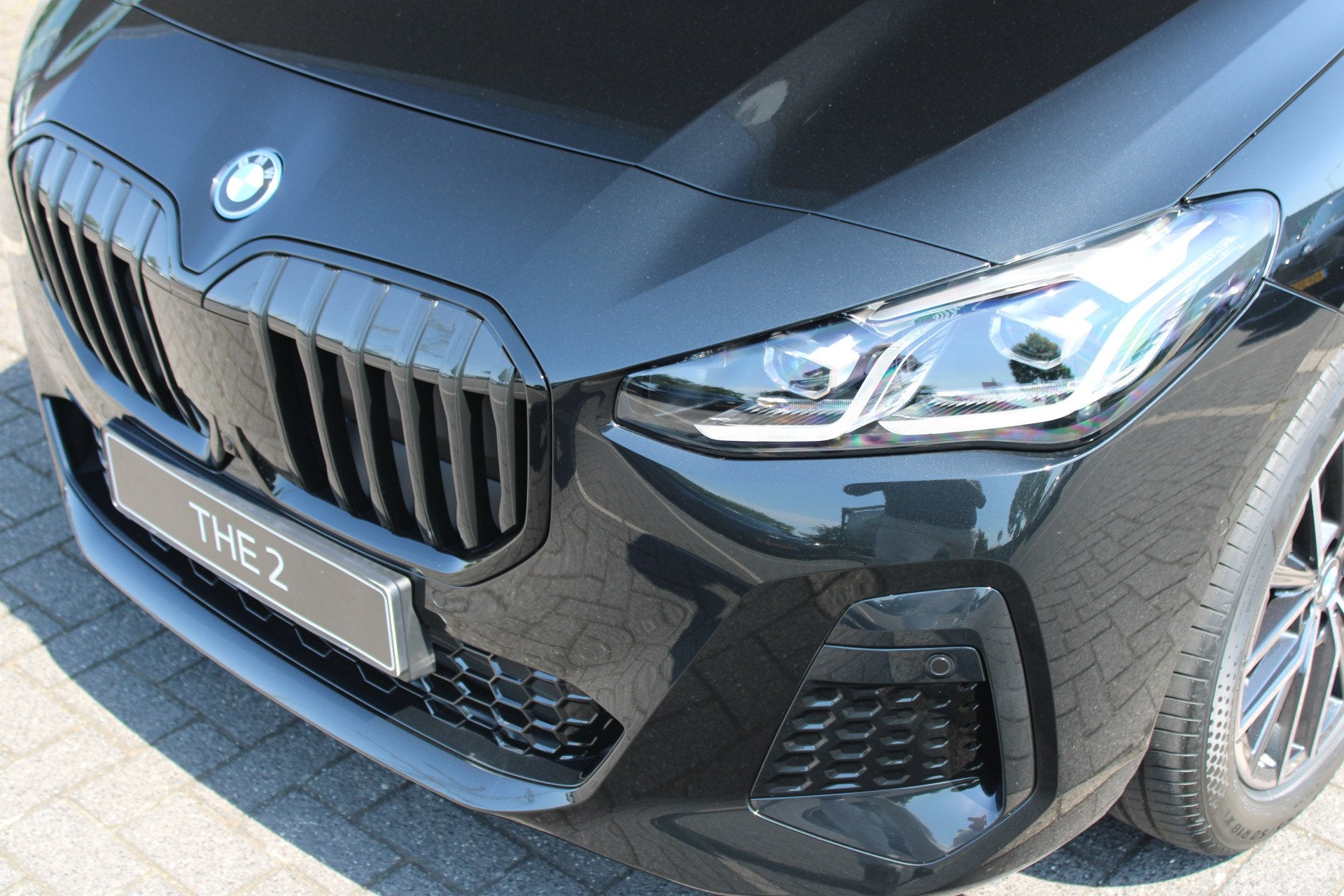 BMW 2 Serie Active Tourer 225e xDrive M Sport Automaat / Tre, Automaat, Dealer onderhouden, 1800 kg, Zwart