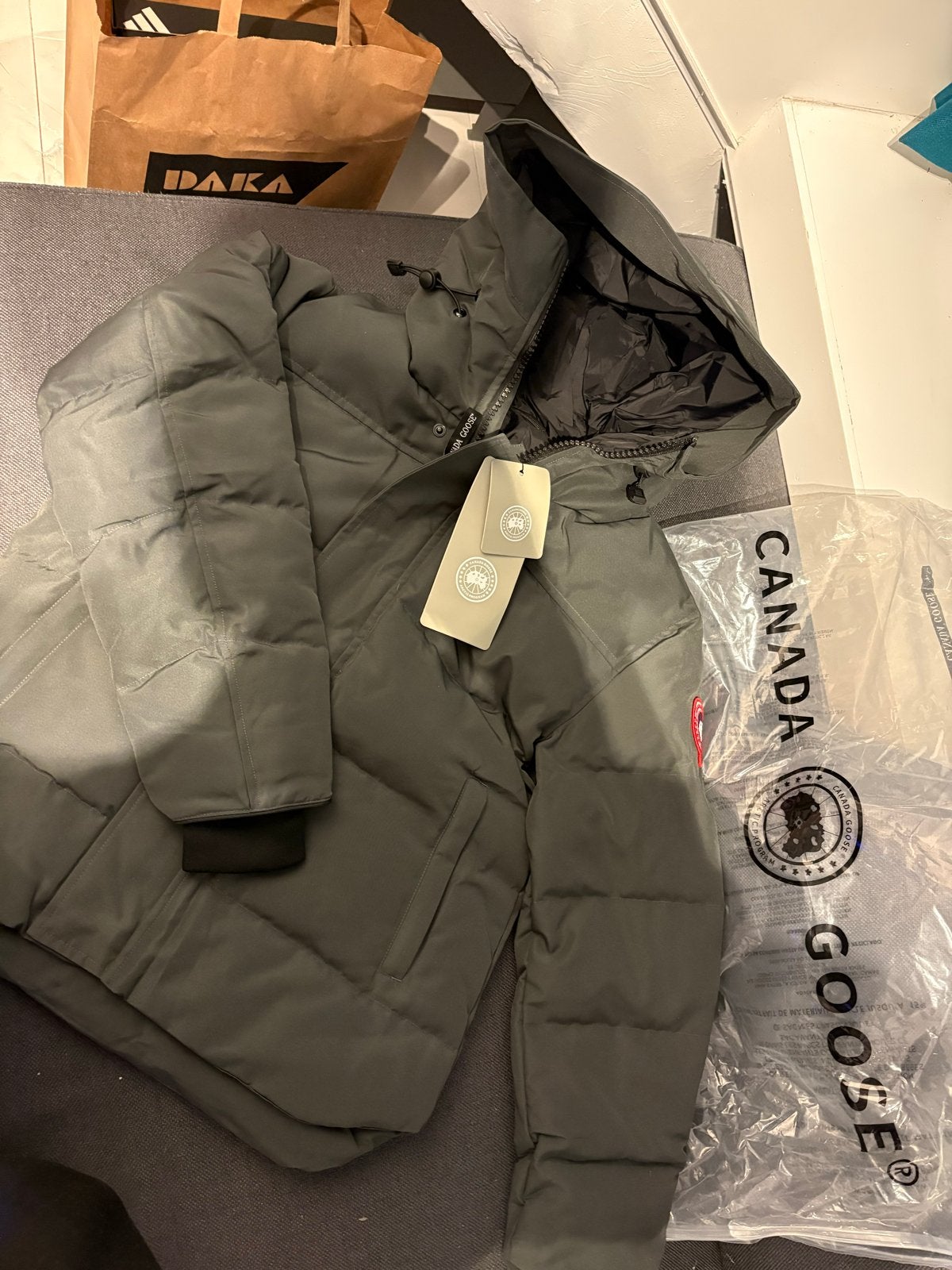 Nieuwe Grijze Canada Goose Jas Maat S/M, Kleding | Heren, Jassen | Winter, Ophalen of Verzenden, Nieuw, Maat 46 (S) of kleiner