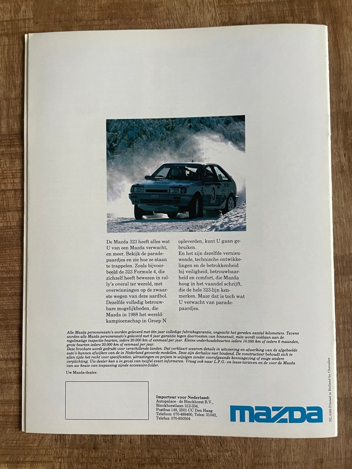 Foto 4 van Mazda 323 Brochure - Autofolder 1989