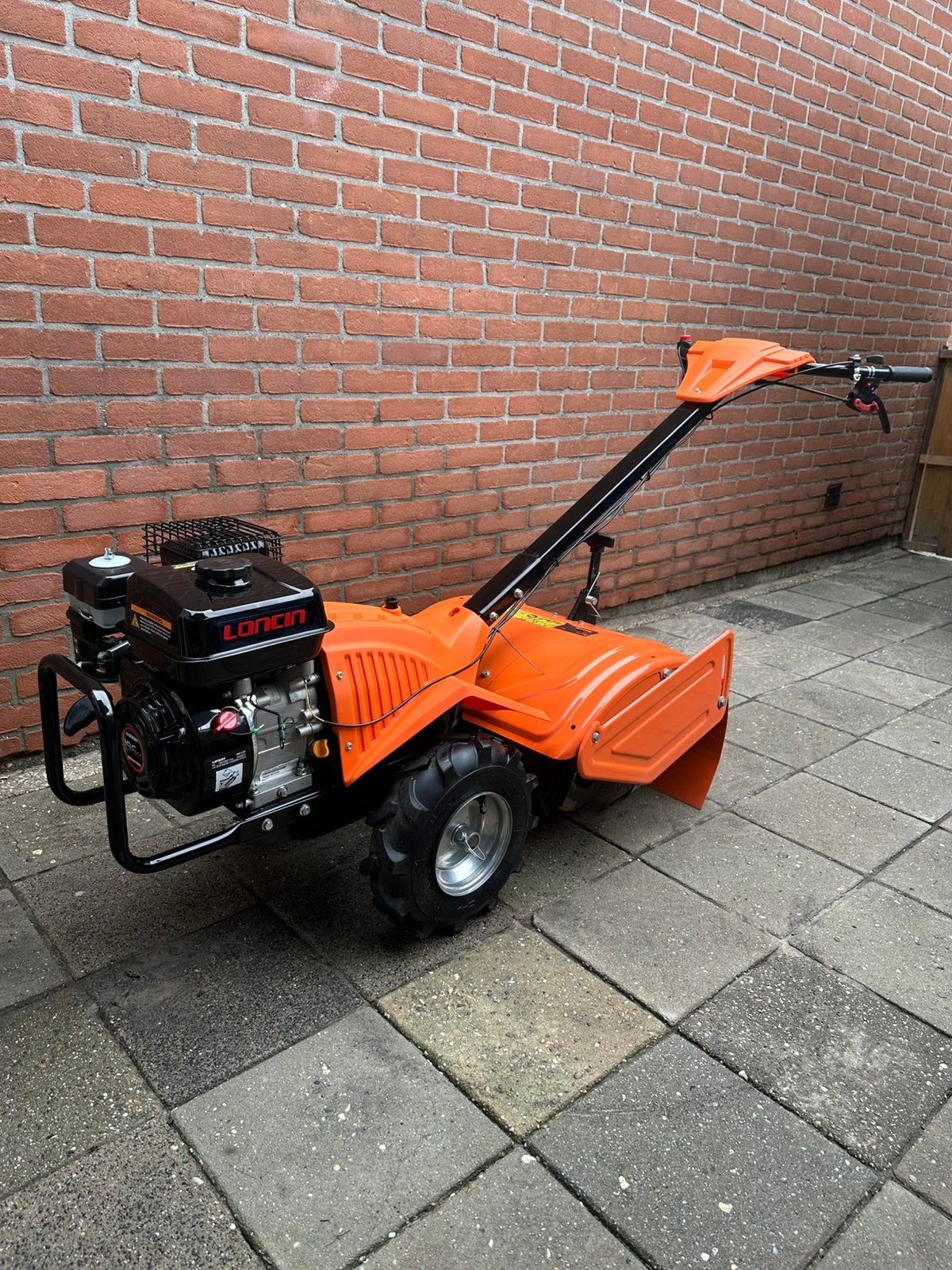 Zo goed als nieuwe tuinfrees / grondfrees met Loncin G200F, Ophalen, Zo goed als nieuw