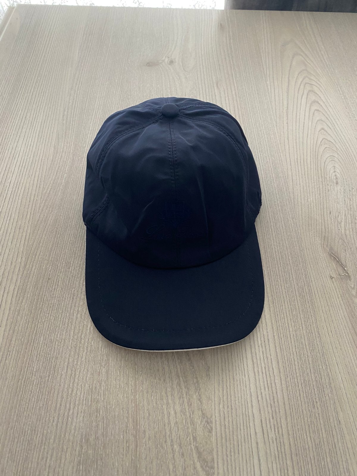 Loro piana pet Navy Blue, Ophalen of Verzenden, Zo goed als nieuw, One size fits all, Pet