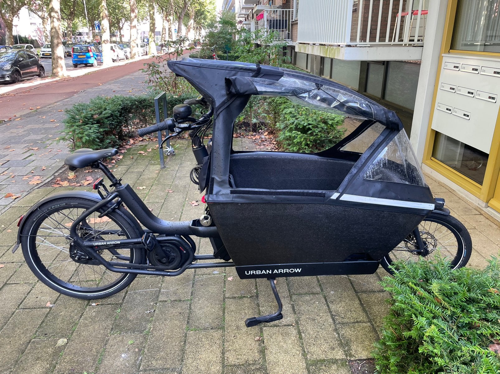 Urban arrow bakfiets, 3 kinderen, Zo goed als nieuw, Elektrisch, Schijfrem