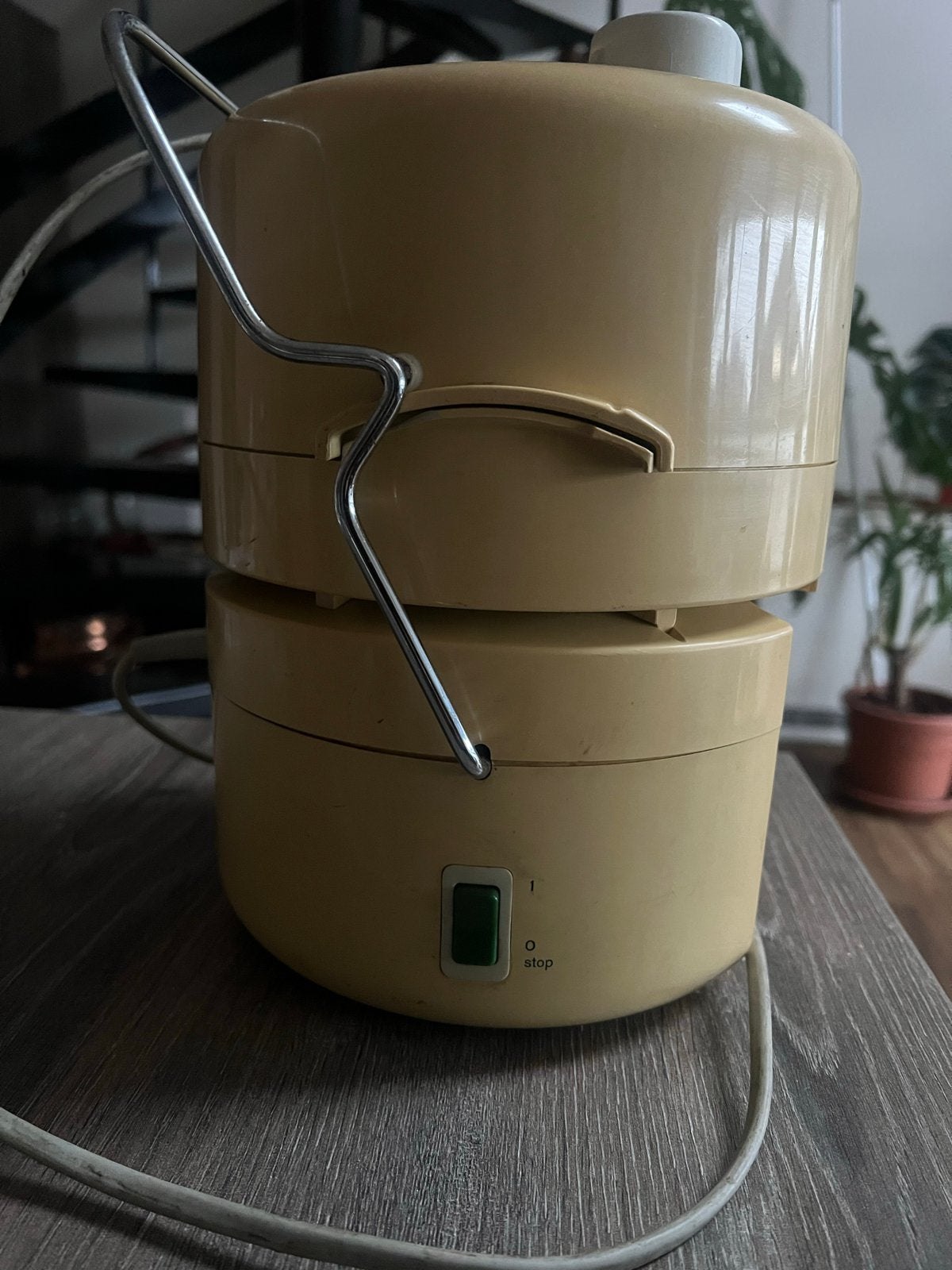 Vintage Braun Juicer - Klassiek Design, Witgoed en Apparatuur, Keukenmixers, Minder dan 1 liter, Ophalen of Verzenden, Gebruikt