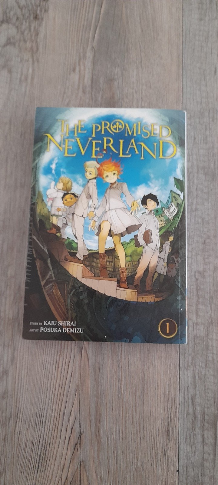 Kaiu Shirai - The Promised Neverland, Vol. 1, Boeken, Eén stripboek, Ophalen of Verzenden, Zo goed als nieuw, Kaiu Shirai