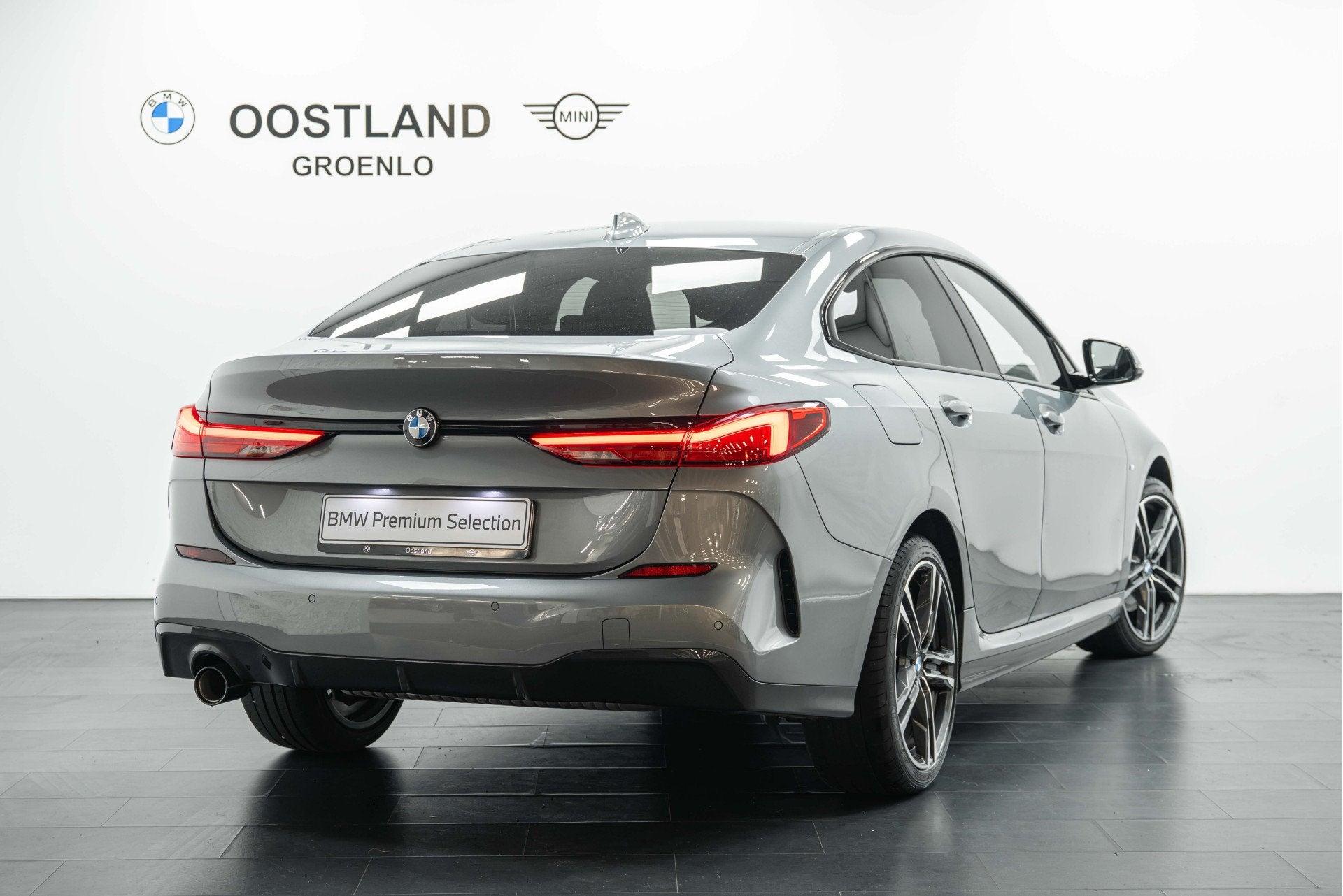 BMW 2 Serie Gran Coupé 218i M Sport Automaat / Sportstoelen, Auto's, Dealer onderhouden, 136 pk, Gebruikt, 1350 kg