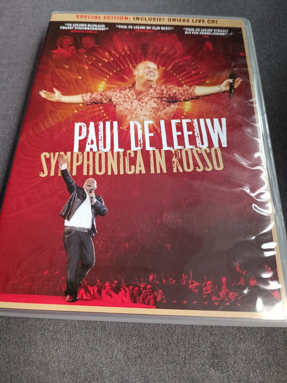 Paul de Leeuw symphonica in Rosso - dvd, Cd's en Dvd's, Alle leeftijden, Ophalen of Verzenden, Zo goed als nieuw