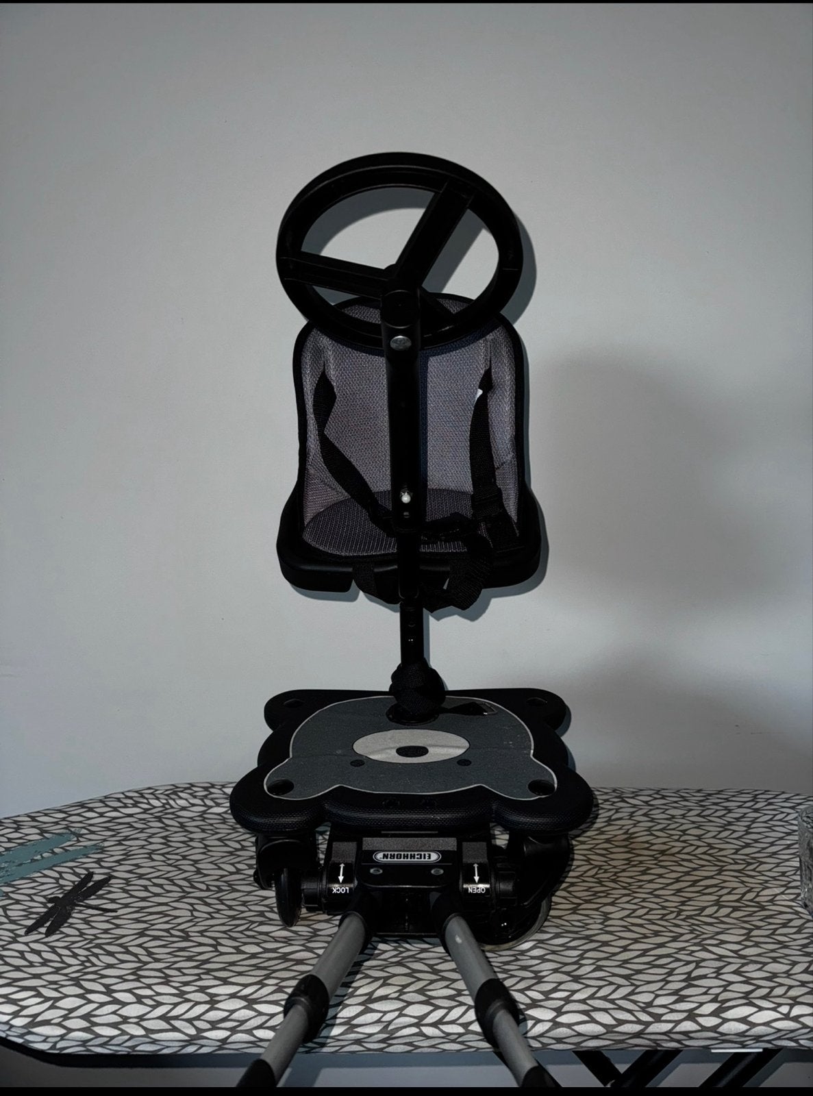 Cozy Rider meerijdplankje met zitje en stuur, Kinderen en Baby's, Kinderwagens en Combinaties, Ophalen of Verzenden, Zo goed als nieuw