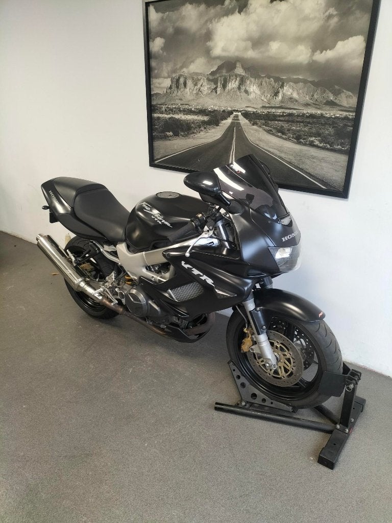 Honda VTR 1000, Motoren, 2 cilinders, Occasion, Motorrijbewijs A, Bedrijf