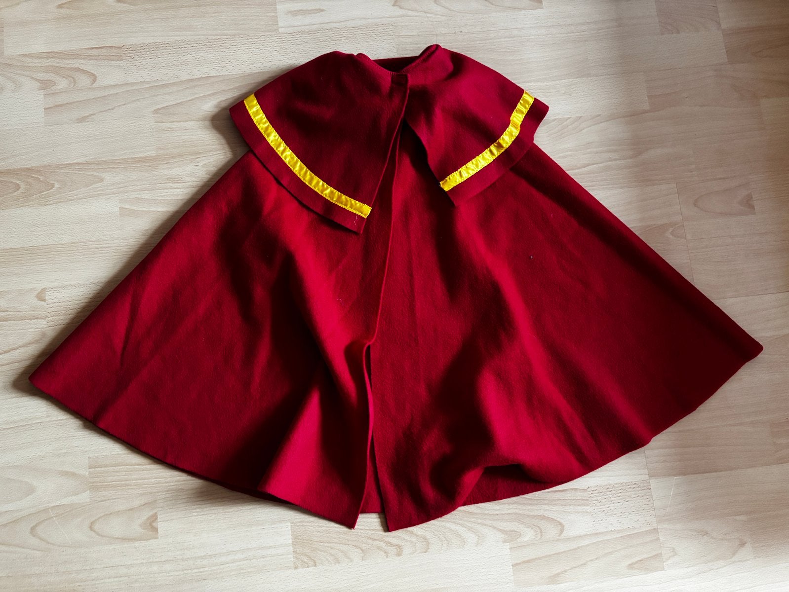 Sinterklaas mantel kind, Ophalen of Verzenden, Zo goed als nieuw
